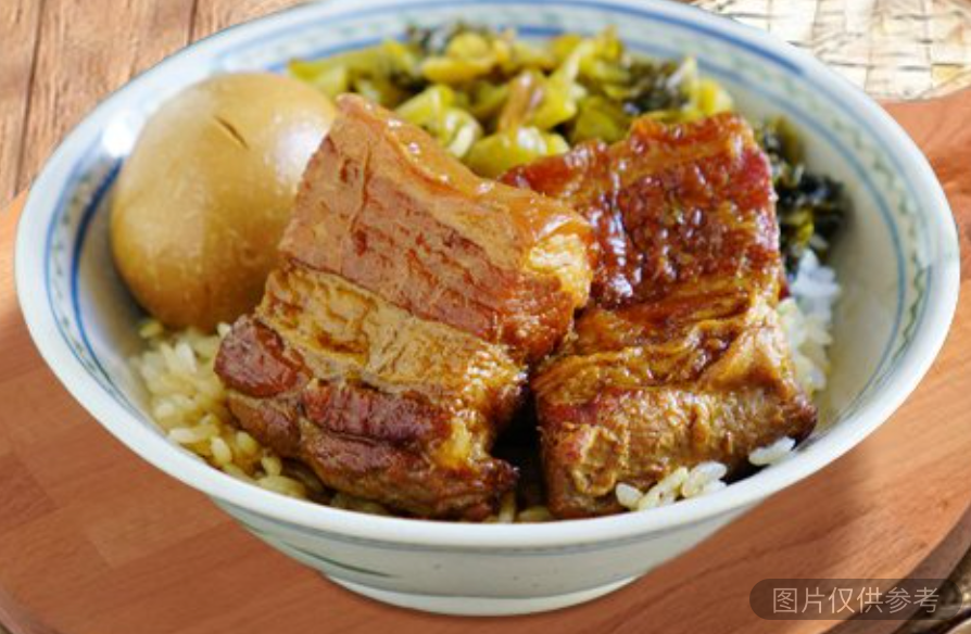 老台北控肉飯 附贈滷蛋