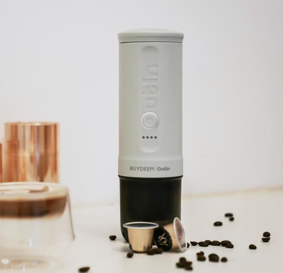 BUYDEEM北鼎 OUTIN聯名咖啡機 快速加熱 輕盈便攜式濃縮咖啡機 OTEM-01 淺衫綠/小鵝黃/燕麥白