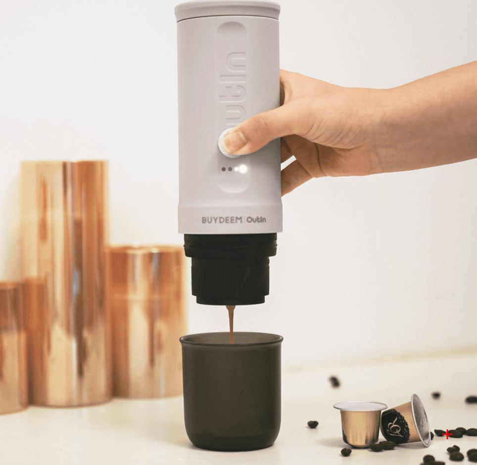 BUYDEEM北鼎 OUTIN聯名咖啡機 快速加熱 輕盈便攜式濃縮咖啡機 OTEM-01 淺衫綠/小鵝黃/燕麥白