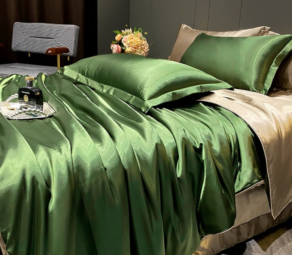 Lullabuy 奢萃天然蠶絲四件組 雪峰白/仙蹤綠/幻月銀/琺瑯粉 Queen Size/King Size