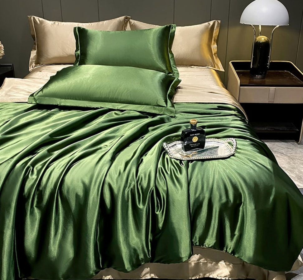 Lullabuy 奢萃天然蠶絲四件組 雪峰白/仙蹤綠/幻月銀/琺瑯粉 Queen Size/King Size