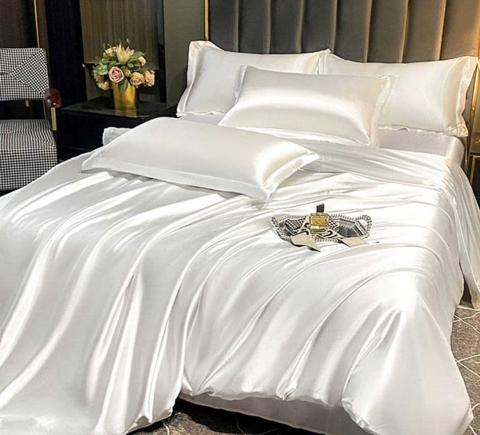 Lullabuy 奢萃天然蠶絲四件組 雪峰白/仙蹤綠/幻月銀/琺瑯粉 Queen Size/King Size