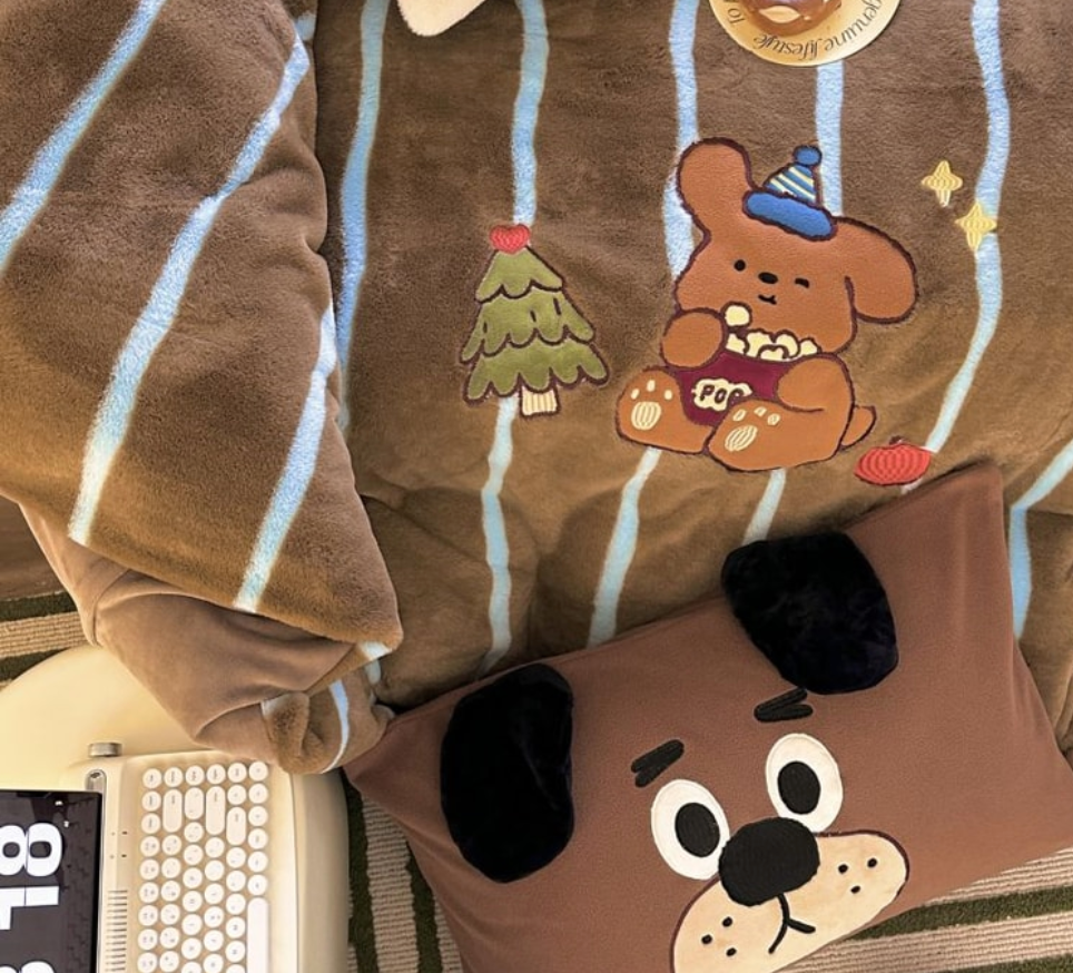 Lullabuy聖誕萌寵樂園牛奶絨床上四件套居家秋冬聖誕床品四件套床單被套 呆呆犬 King Size/ Double Size