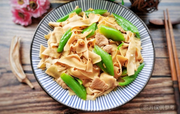 尖椒豆腐皮