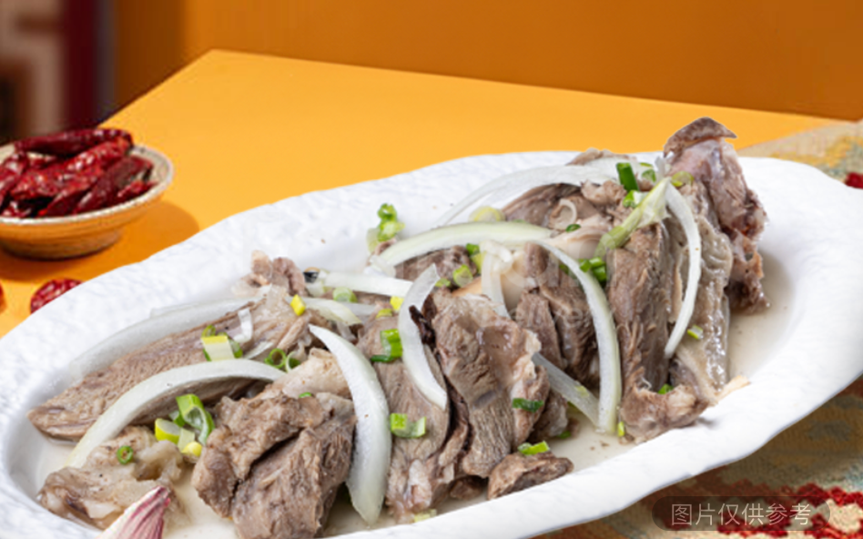 伊犁草原手抓羊肉