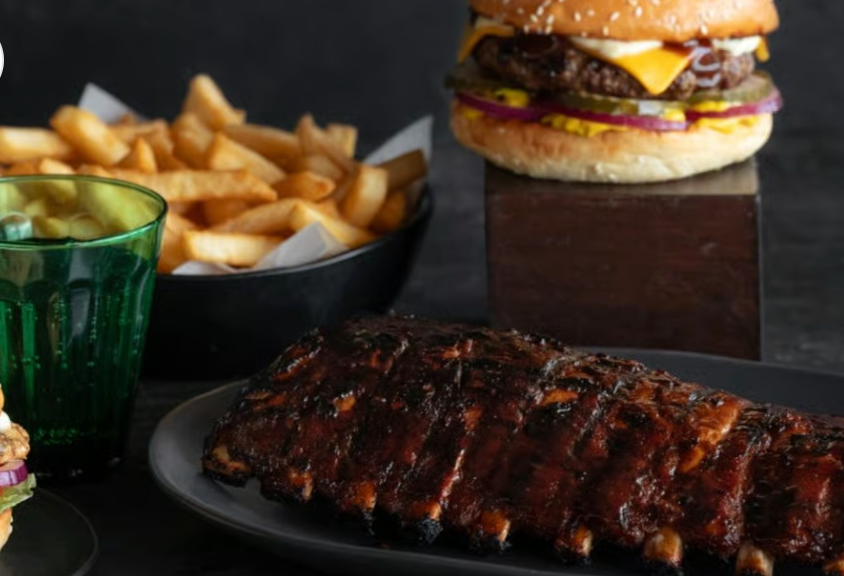 Baby Back Feast 乳豬背盛宴