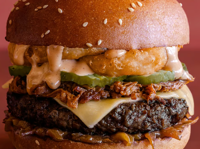 Sweet Onion & Brisket Wagyu Burger 甜洋蔥和牛胸肉漢堡