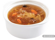 雪菊銀耳枸杞燉桃膠