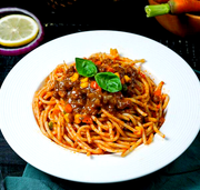 法式黑鬆露煙肉意粉配蒜蓉包