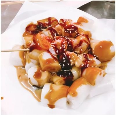 午餐肉，火腿或腸仔+煎雙蛋多士和混醬腸粉