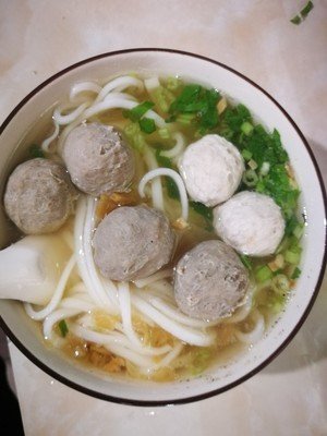 雙丸湯麵（墨魚丸，魚蛋）