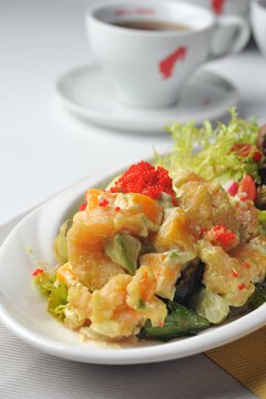 鐵板蒜蓉牛油蝦球