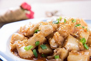 咖喱牛腩豬腸粉