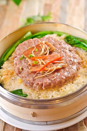 鹹魚肉餅煲仔飯