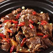 香辣牛腩（配白米飯+蔬菜+滷蛋）