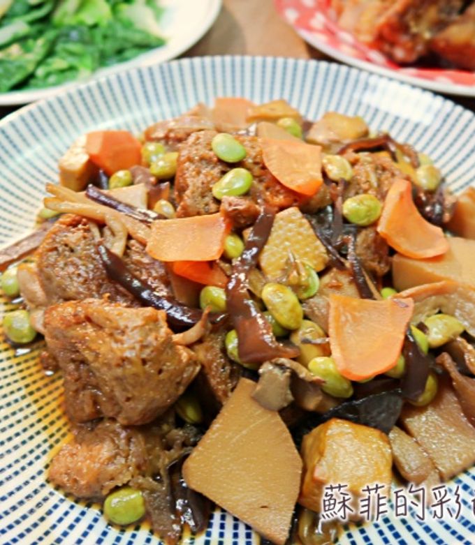 素醬油牛什錦蔬菜