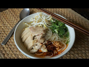 牛骨湯雞胸肉米粉