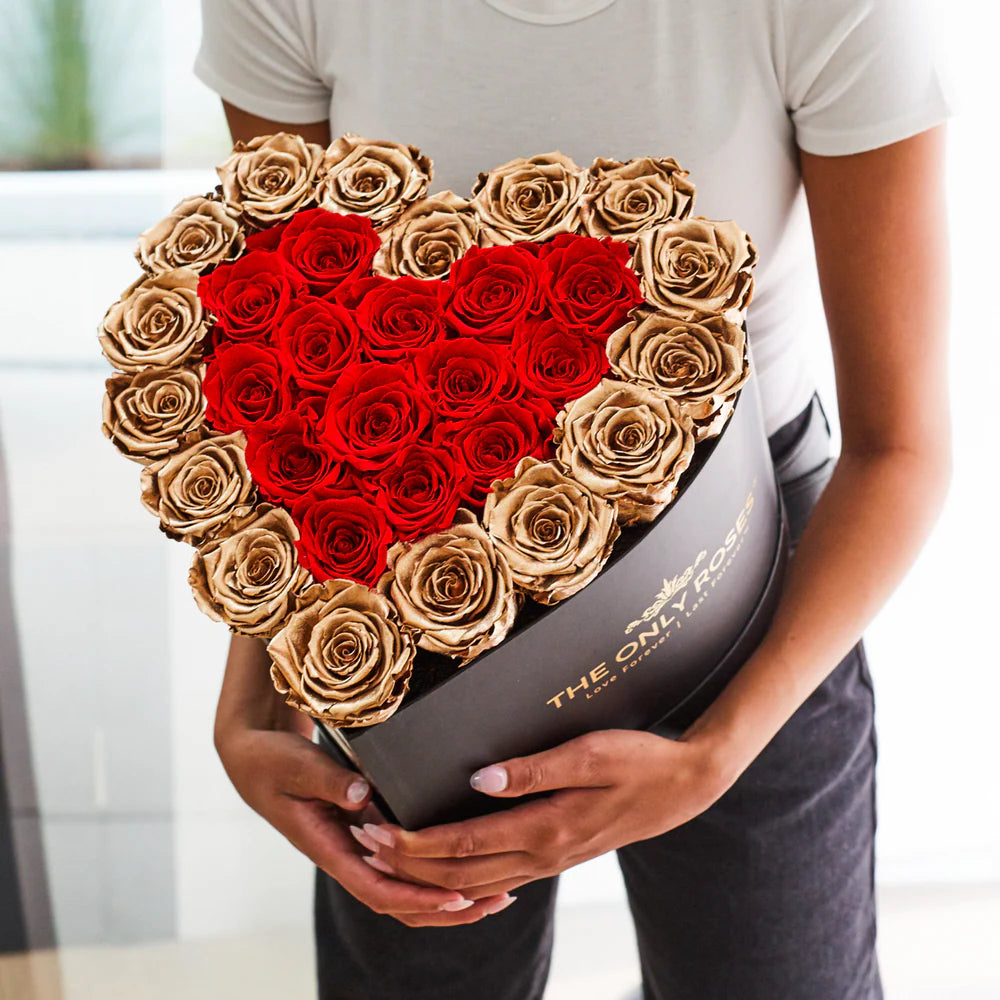 黑色經典大心型帽盒