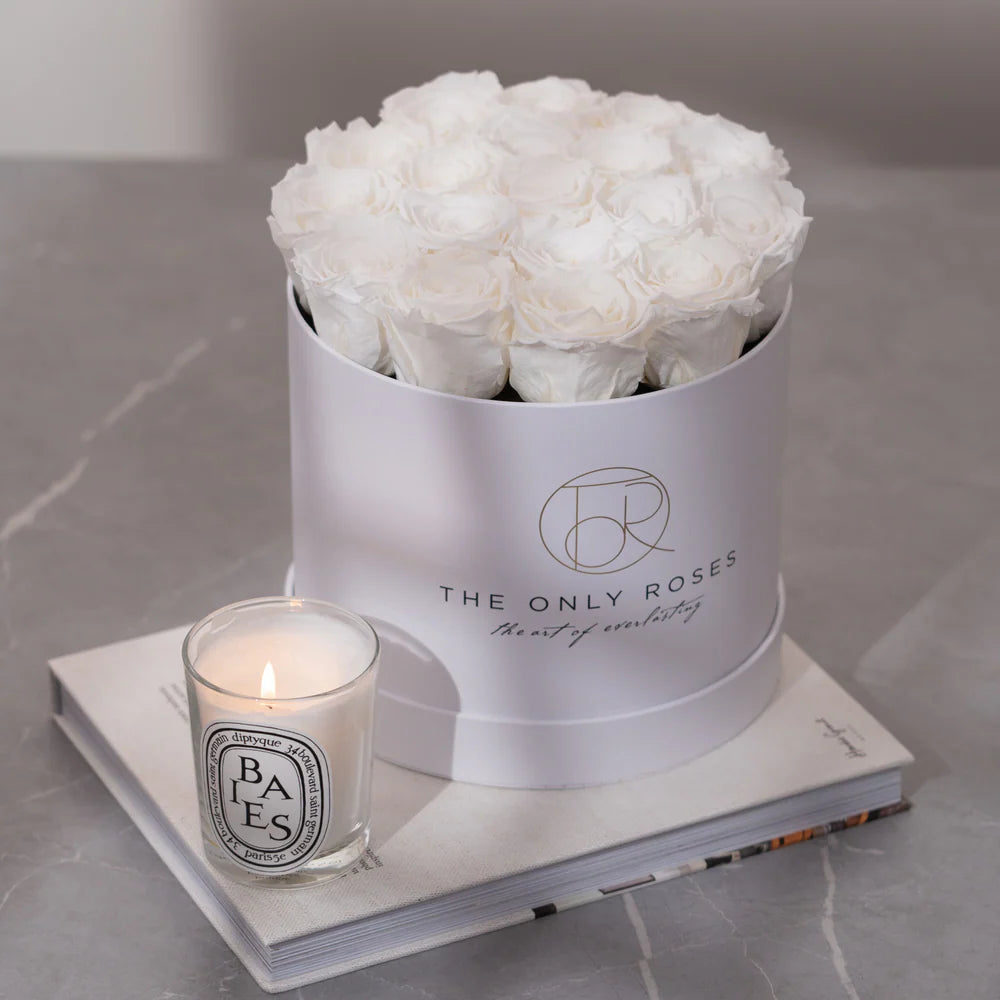 白色經典中型圓帽盒