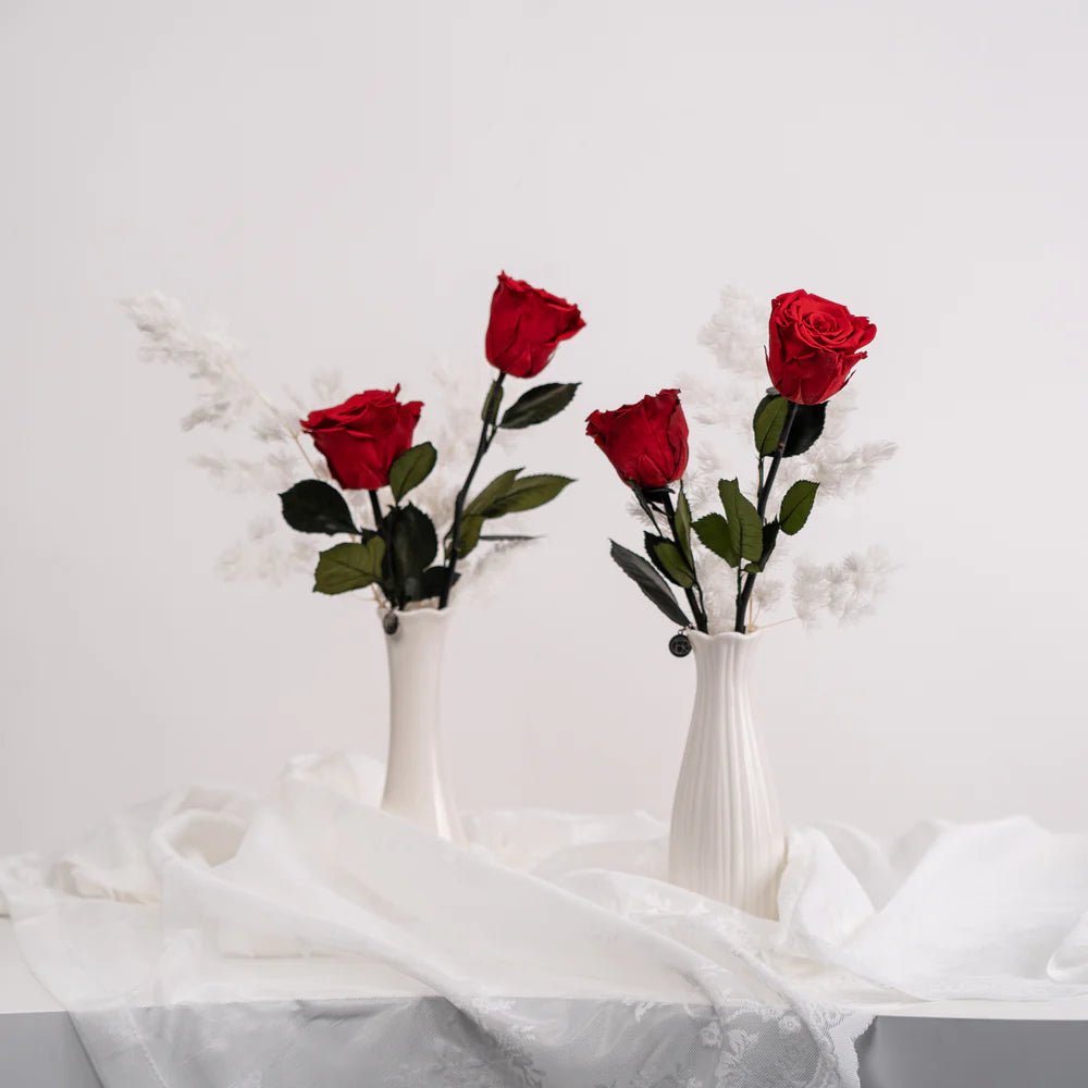 Celia 瓷質紋理花瓶