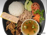 豬肉絲蛋餅烤牛肉飯