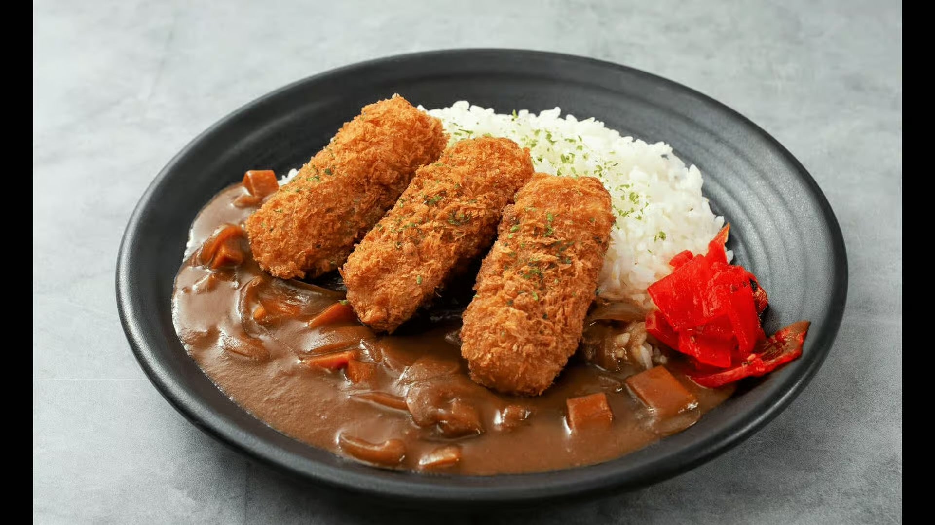 蟹肉奶油可樂餅咖哩飯（3個）