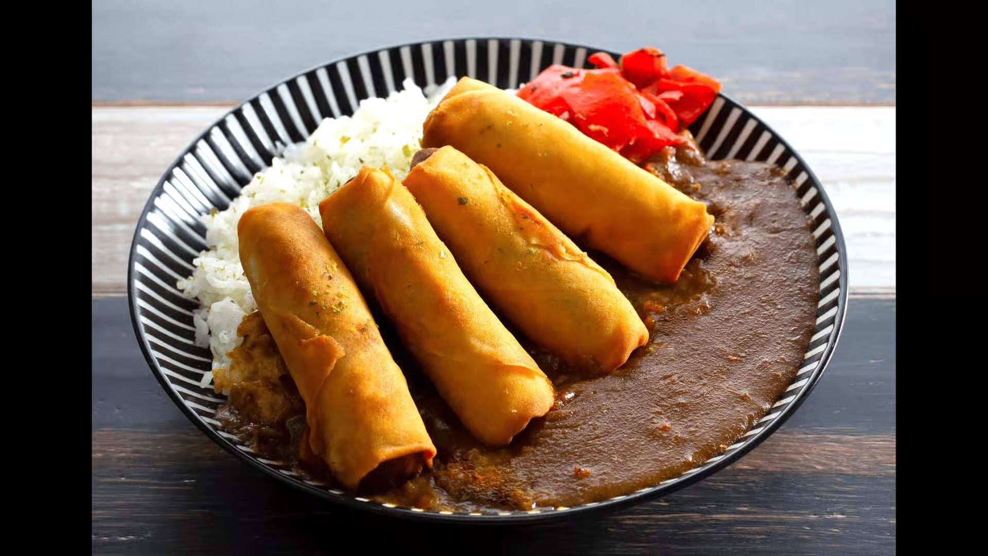 蔬菜蛋捲咖哩飯（4個）