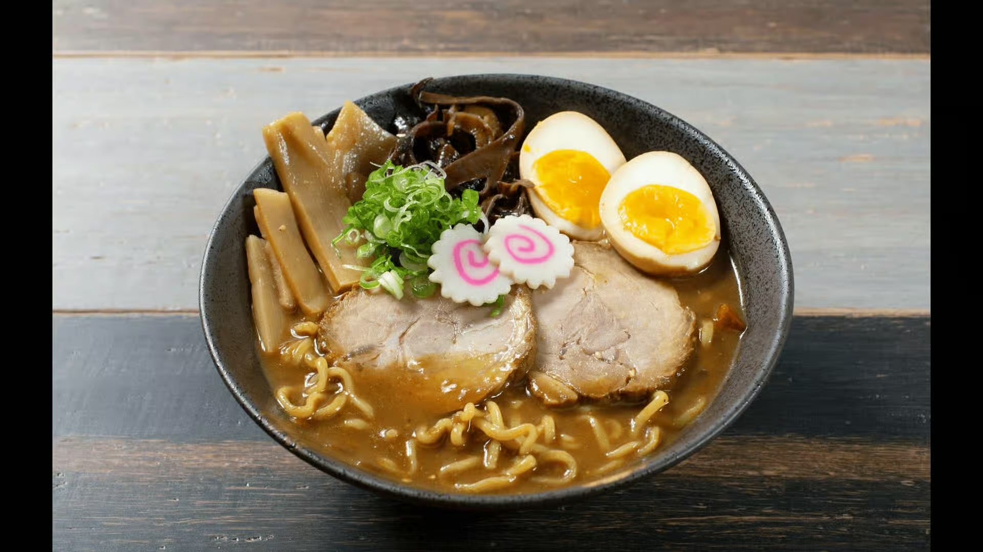 辣味豬骨咖哩拉麵