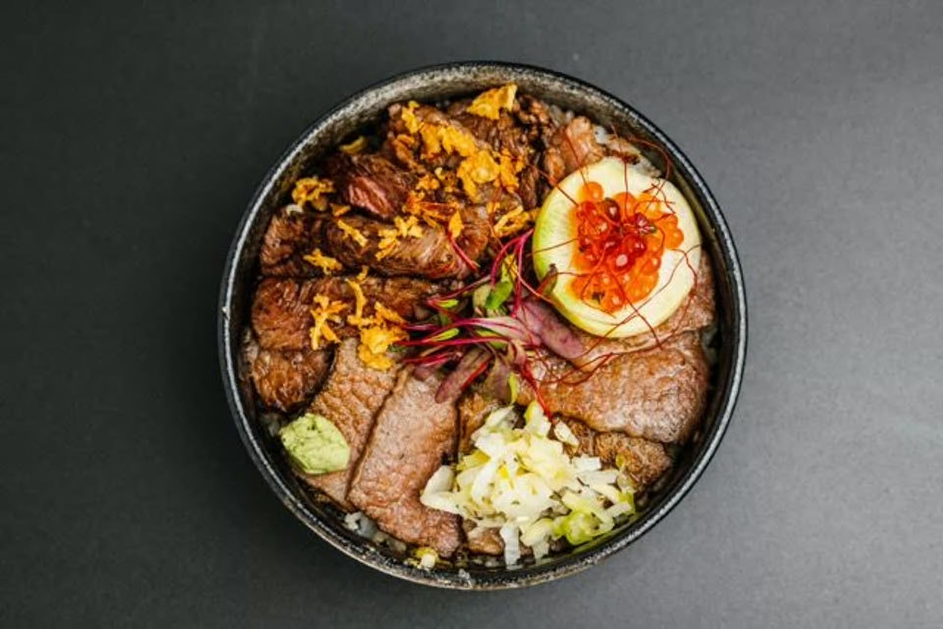 極上M9+和牛肋條洋蔥丼