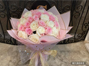 Bouquet: Pink & White Roses