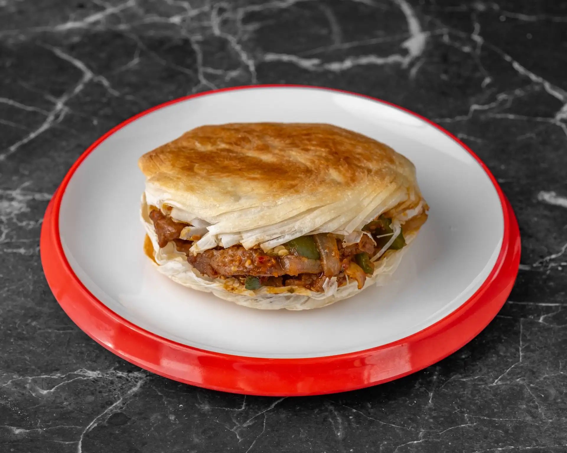 孜然炒⾁夹馍 (辣)