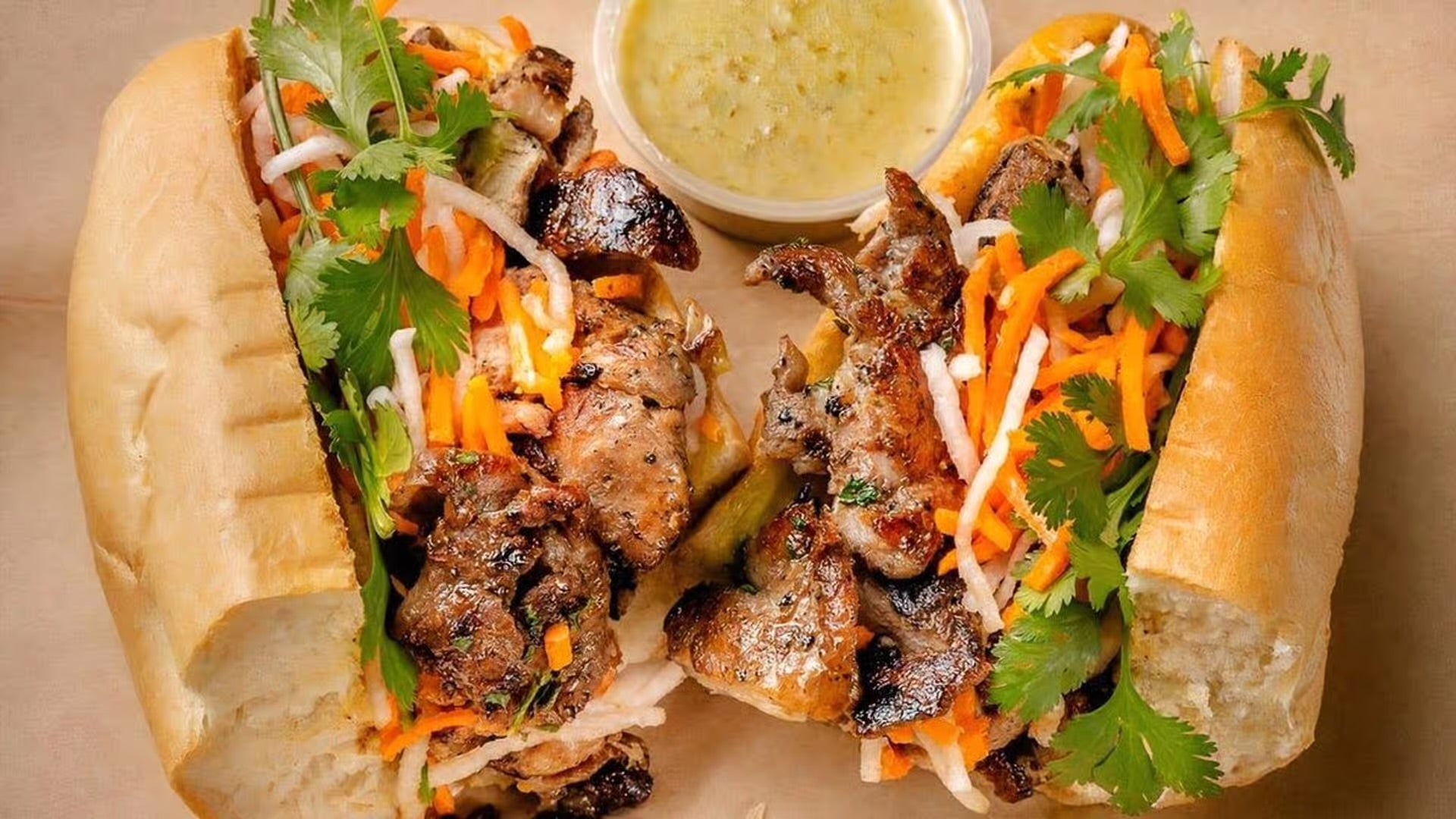 自家醃製雞肉三明治