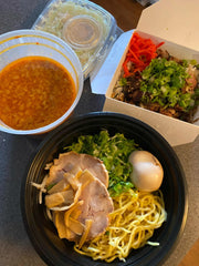 辣味噌拉麵和小叉燒肉丼