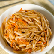 特色腊味炒銀針粉