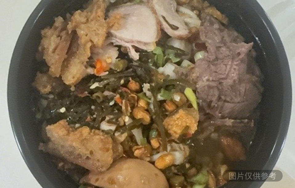 四拼粉(牛肉/叉烧/锅烧/肥肠)