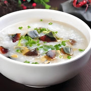 生滾皮蛋瘦肉粥