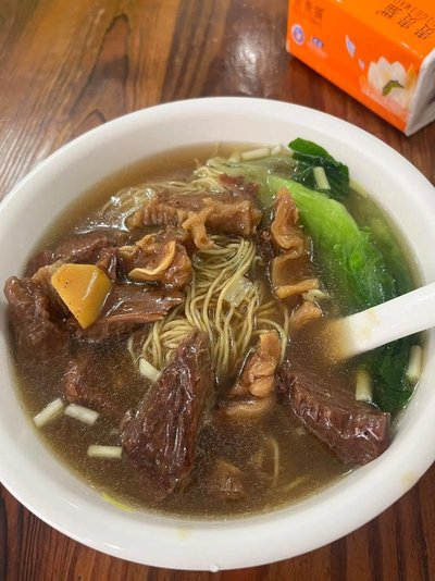 牛腩湯麵