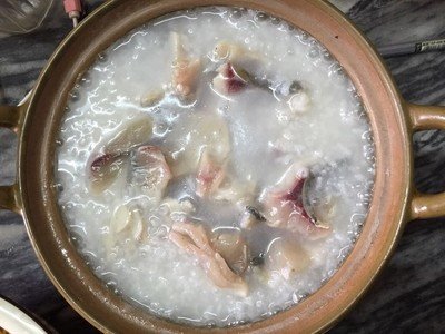 魚片雞球粥