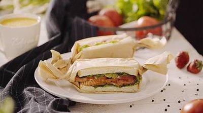 庵列配多士+午餐肉米通