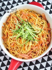 午餐肉超出前一丁