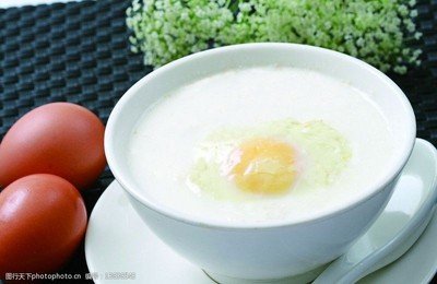 熱鮮奶加蛋（熱）