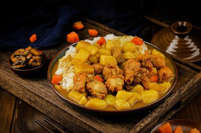 鮮嫩海南黃毛雞飯