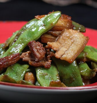 幹豇豆炒煙熏臘肉
